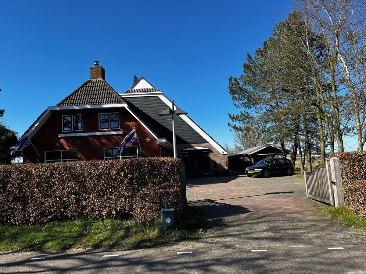Veendijkhoeve Oosterwolde  Exterior photo